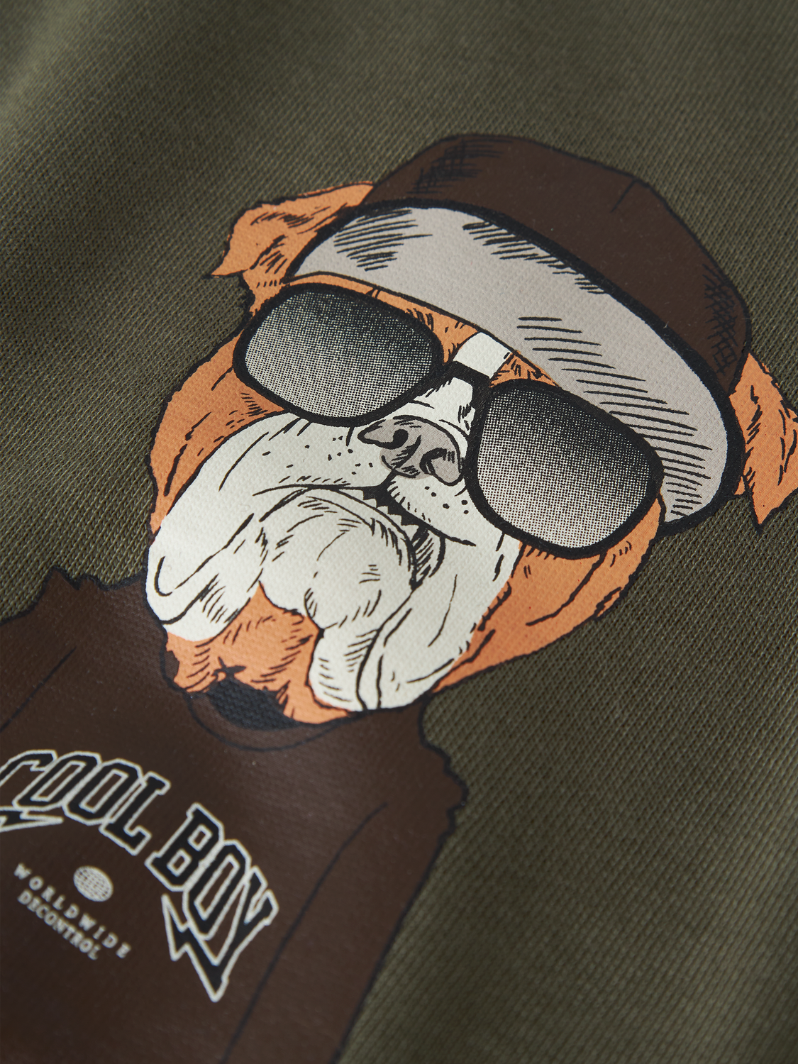 model_shot-front_full